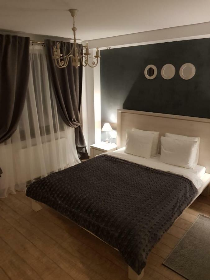 Apartament 2 Camere Ultracentral Râmnicu Vâlcea エクステリア 写真