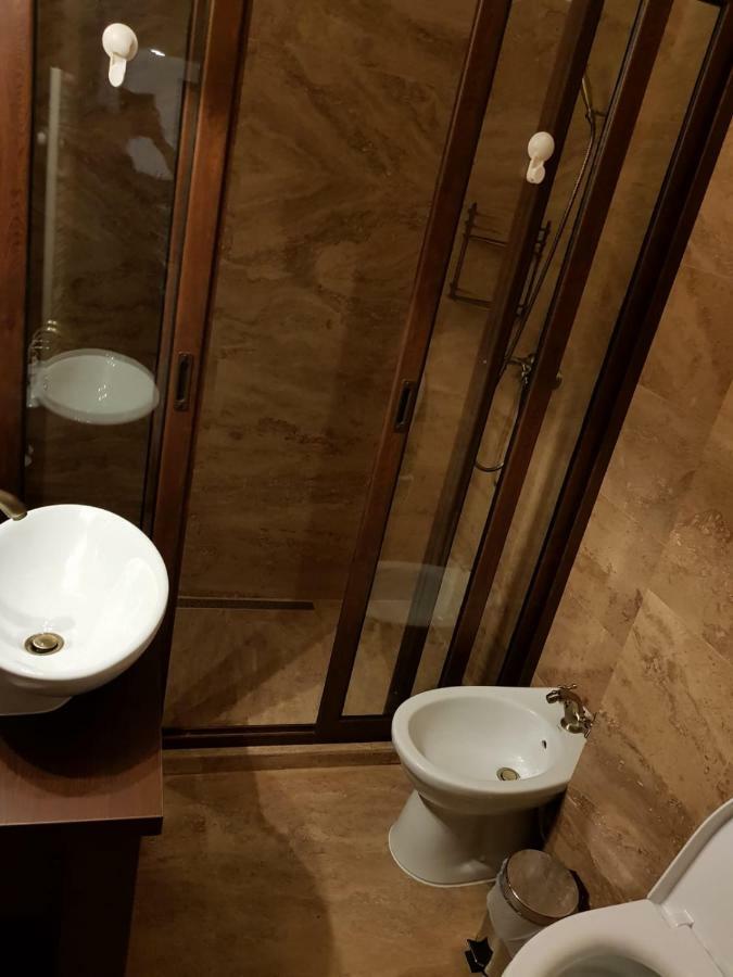 Apartament 2 Camere Ultracentral Râmnicu Vâlcea エクステリア 写真