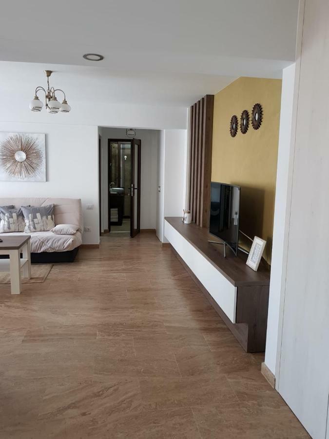 Apartament 2 Camere Ultracentral Râmnicu Vâlcea エクステリア 写真
