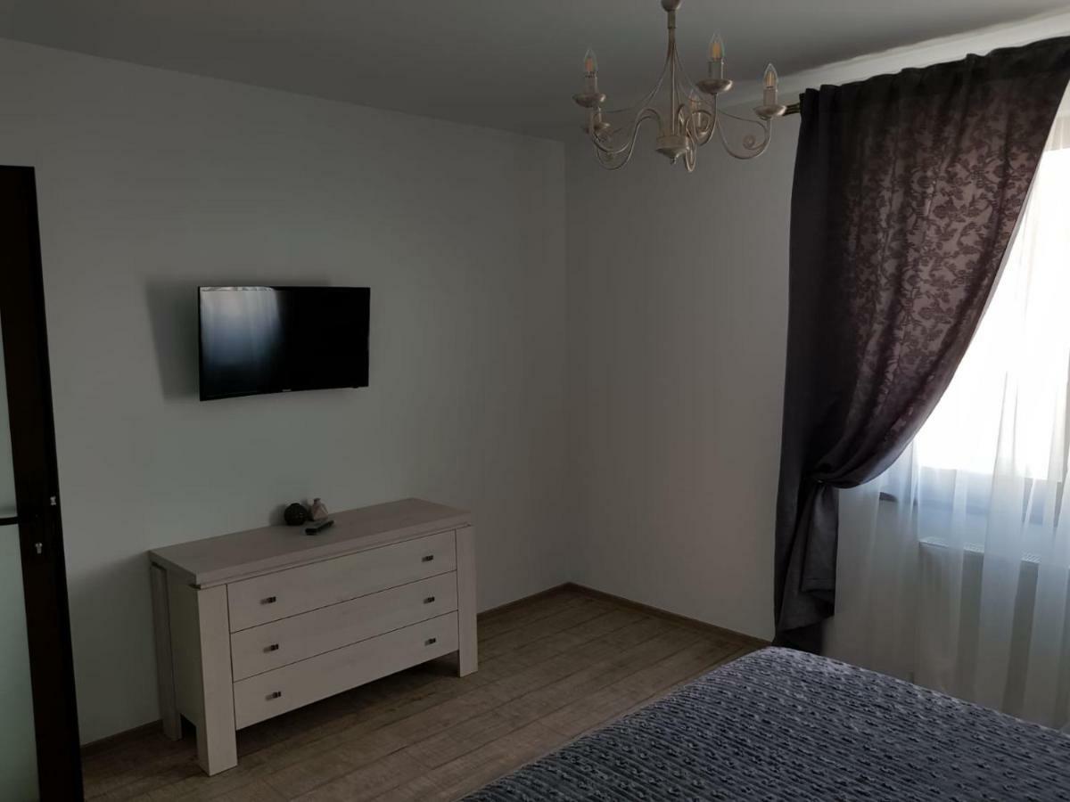 Apartament 2 Camere Ultracentral Râmnicu Vâlcea エクステリア 写真