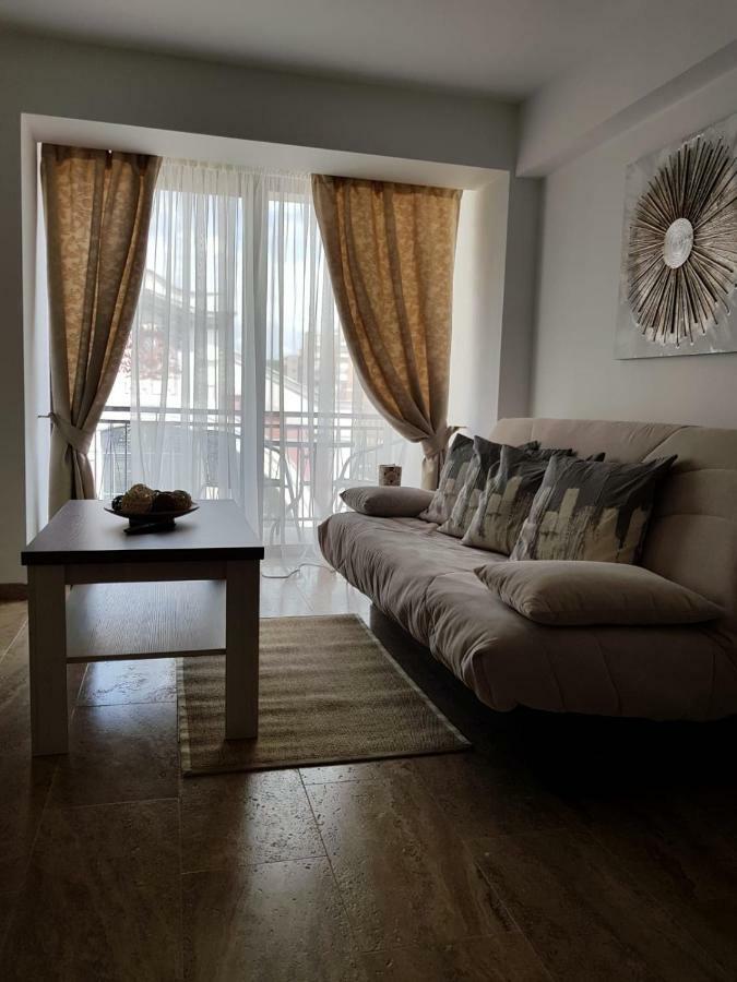 Apartament 2 Camere Ultracentral Râmnicu Vâlcea エクステリア 写真